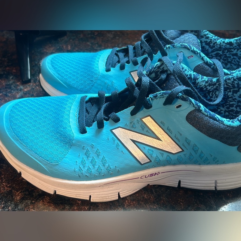 New balance shoes Women’s size 9